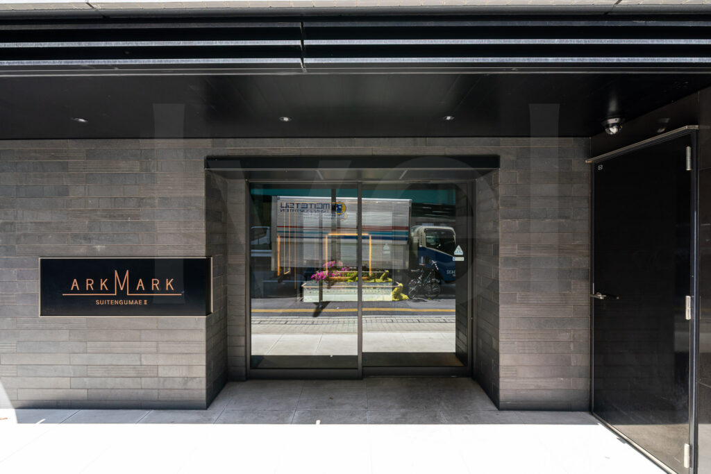 外観・エントランス・内廊下 3