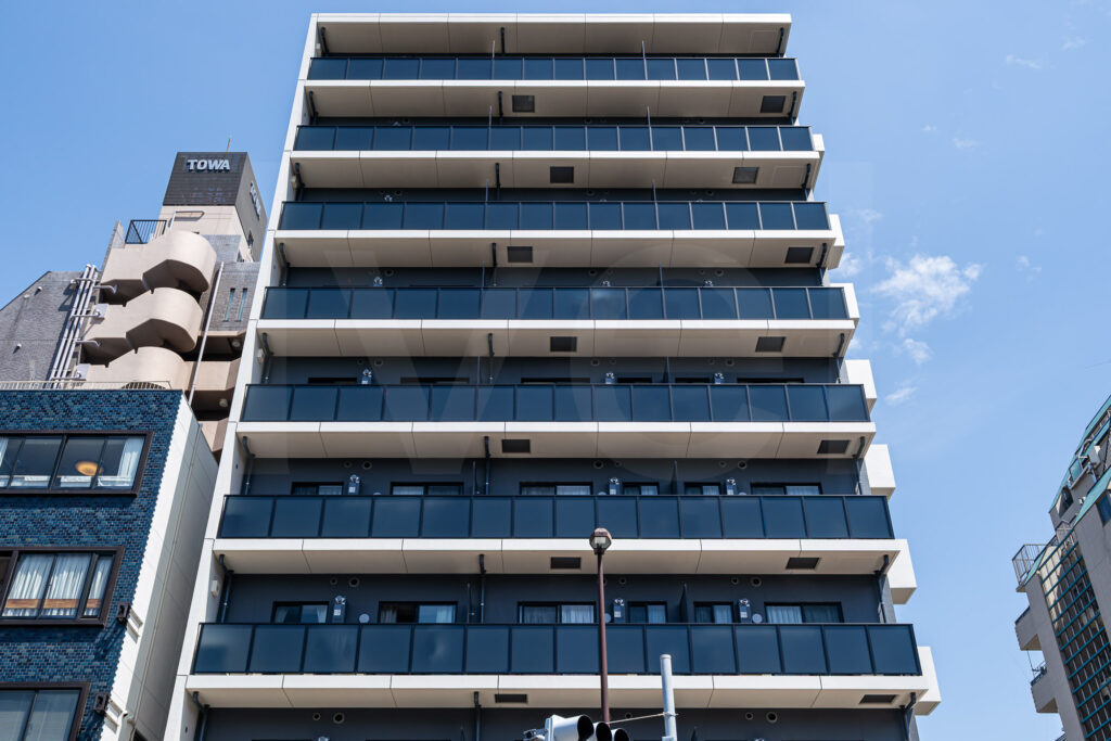 外観・エントランス・内廊下 1