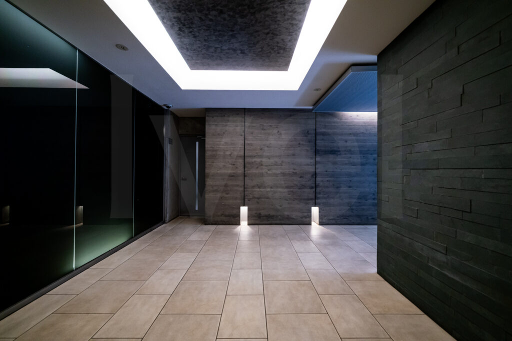 外観・エントランス・内廊下 2