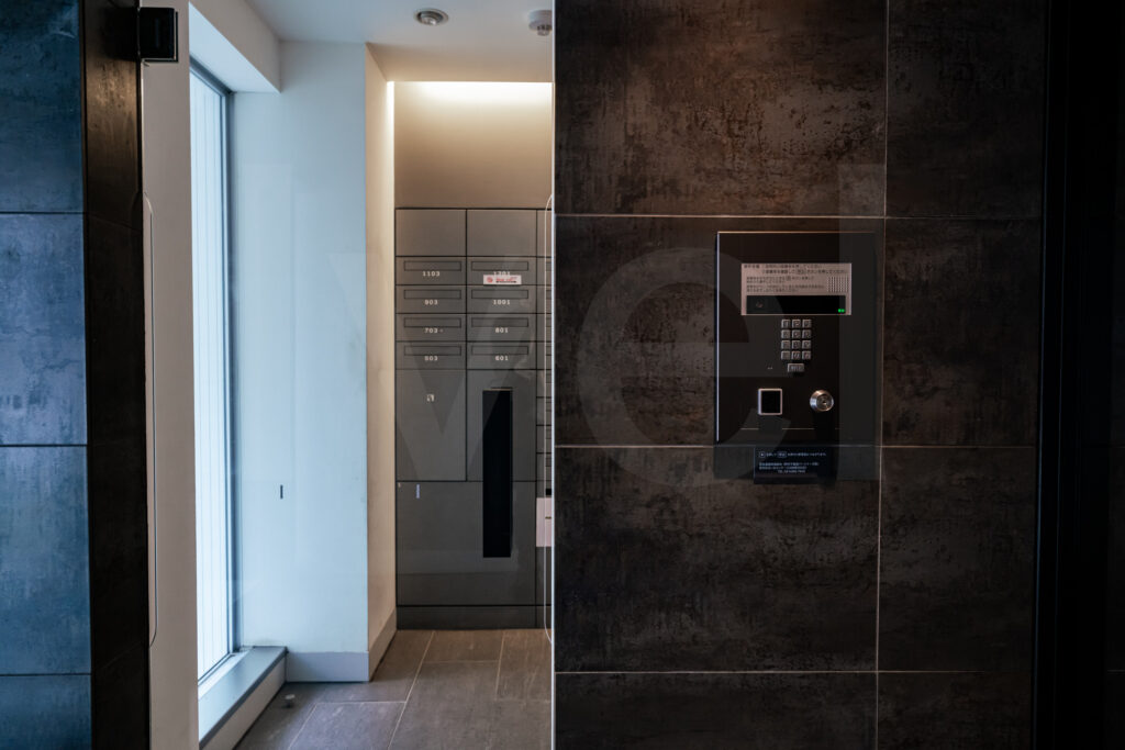 外観・エントランス・内廊下 2