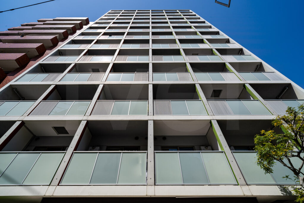 外観・エントランス・内廊下 1