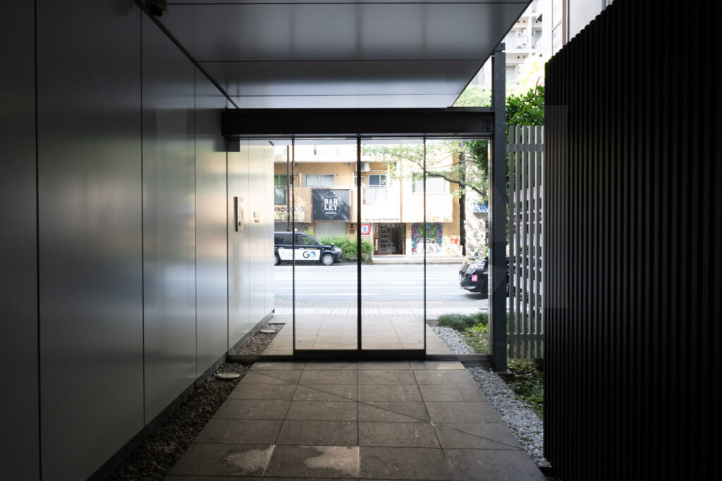 外観・エントランス・内廊下 3