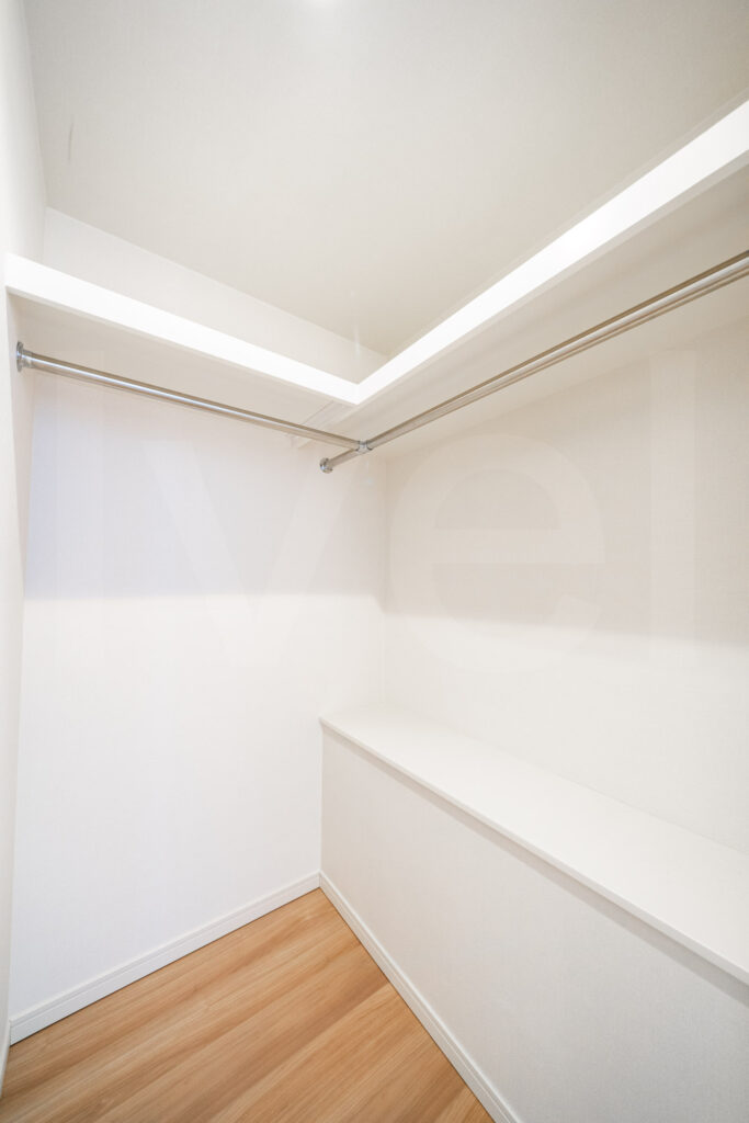 部屋・玄関・収納 11