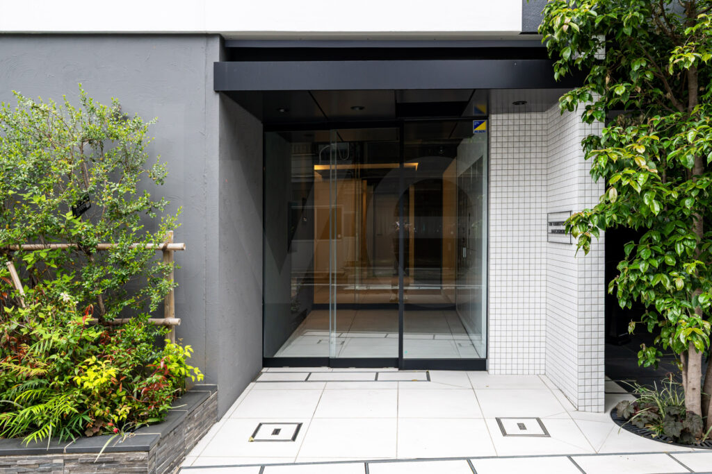 外観・エントランス・内廊下 3